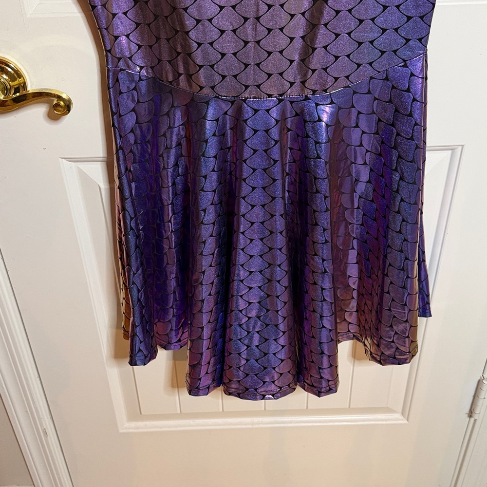 NWOT Spooktacular  Creations Metallic Hologram Shiny Mermaid Skirt Costume - Picture 6 of 6